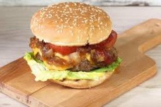 Hamburger con patatine fritte