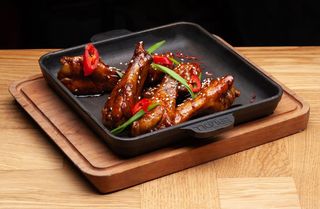 Курячі крильця в соусі Теріякі (250г)