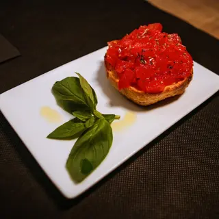 Tomate Y Albahaca