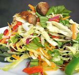 Градинарска пъстра салата (300г)