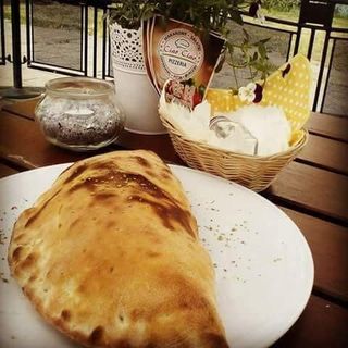 Pizza Calzone duża 32 cm.