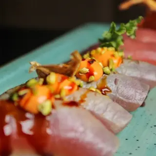 860. Nigiri misti*/**