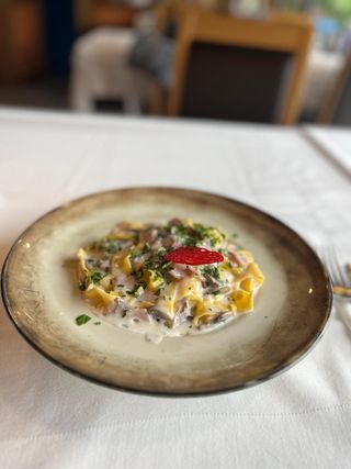 Tagliatelle Panna Prosciutto e Funghi