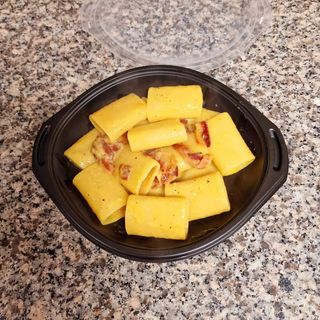 Paccheri di Napoli alla Carbonara