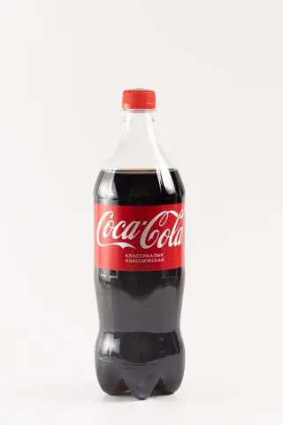 Coca-Cola (1 л.)