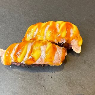 143.SALMÓN BLACK (2u)