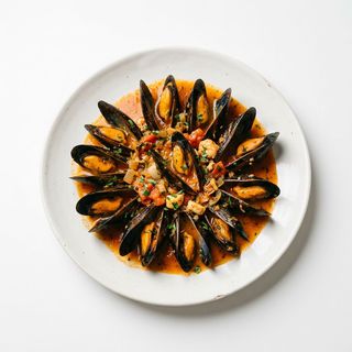Mejillones En Salsa De Marisco