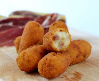 Croquetas Caseras De Jamón