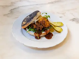 Bagel Pulled Pork
