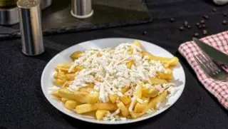 Cartofi prajiti cu branza rasa