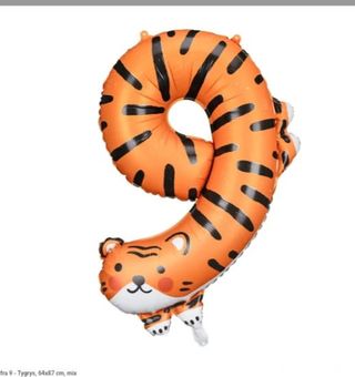 Cyferka 9 z helem dla dzieci