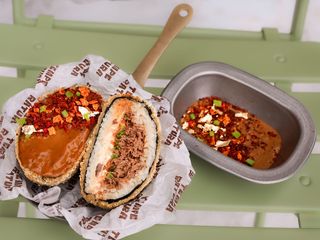 Суші бургер з рваною яловичиною (450г)