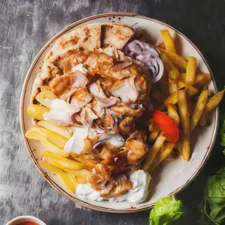 Plato Mixto De Gyro De Cerdo Y Pollo