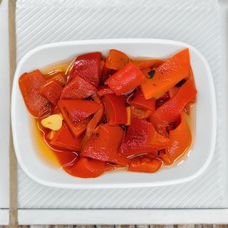 Печени чушки с чесън (250г)