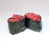 S50. Gunkan Tofu Atún (2 Pzas.)
