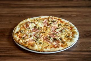 PIZZA PROSCIUTTO E FUNGHI