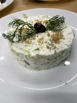 Устовска млечна салата (300г)