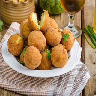 Boulettes de pomme de terre panées 