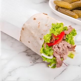 Шаурма с говядиной и с сыром