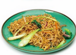 Tallarines al estilo japonés