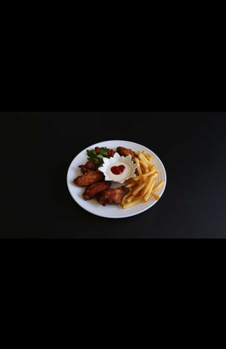 Alitas De Pollo Con Patatas