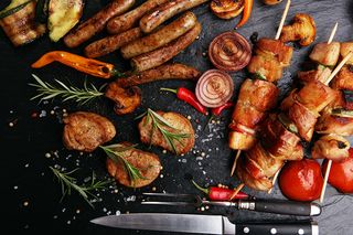 Brochettes mixtes sur feu de Bois 