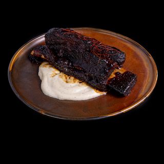 Costilla de vaca glaseada 