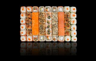 Сет Преміум XXL (64шт/2140г)