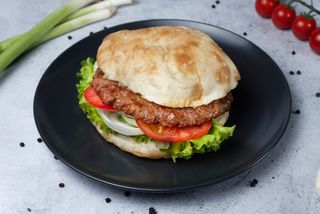 Juneća pljeskavica 300g