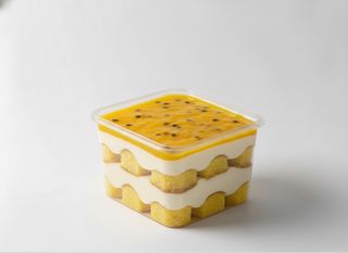 Тирамісу манго - маракуйя