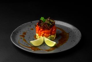 ორაგულის და ავოკადოს ტარტარი