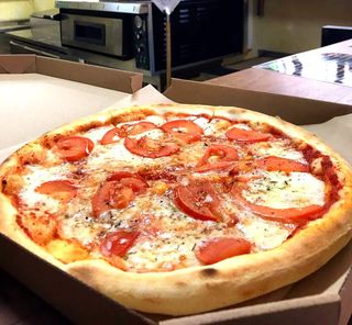 Піца Маргарита (500г)