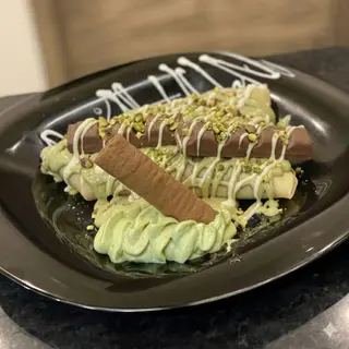Crêpes Pistachio