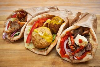 Pita Gyros+ Un postre