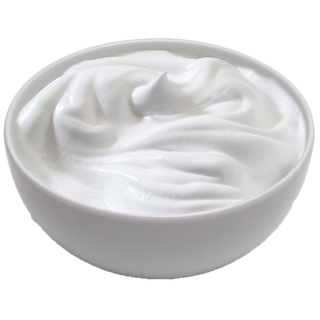 Кисело мляко с чесън (100г)