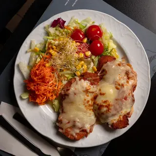 Pechuga Empanada A La Napolitana