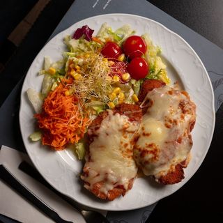 Pechuga Empanada A La Napolitana