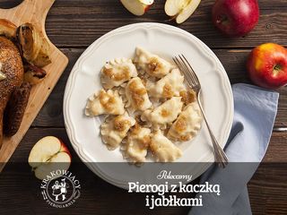Pierogi z kaczką i jabłkiem