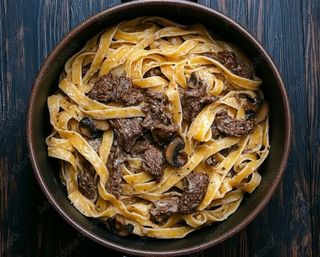 Paste cu muschi de vita si ciuperci de padure