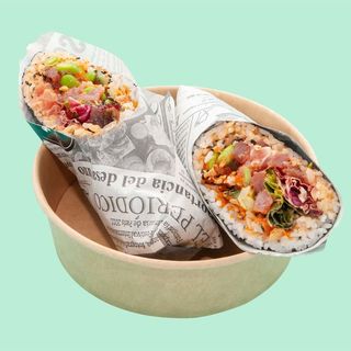 Sushi burrito atún