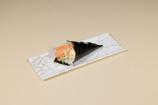 Temaki salmone