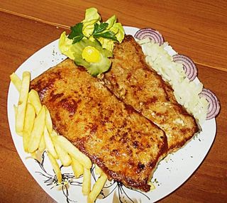 Punjena bela vešalica u maramici 400g