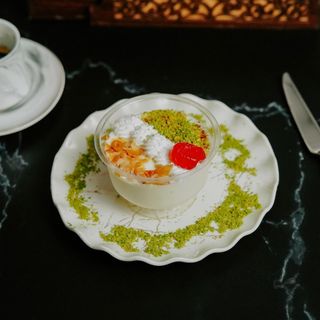 Muhalabiya (flan au lait)