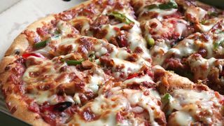 Pizza Bolognaise