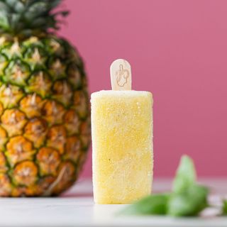 2 Gelados Colé Abacaxi com Hortelã