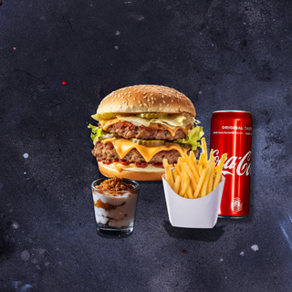 Burger + Frites + Tiramisu