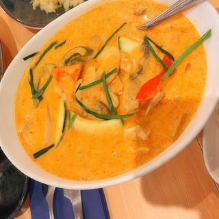 54A.Pato Asado al Curry Thai Amarillo (picante)