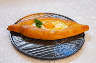 Хачапури по-аджарски