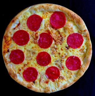 Пицца "Пепперони"