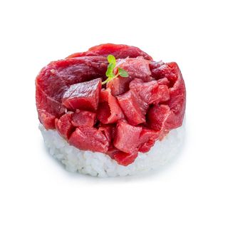9. Atun rojo con arroz